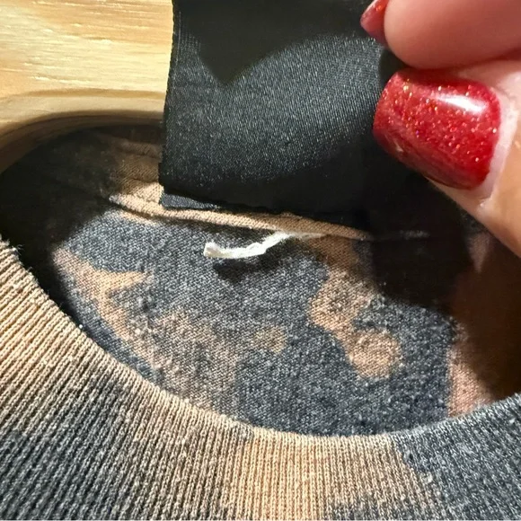 Men’s NO TAG (Large?) NFL Denver Broncos Gray Bleached Up Upcycled Tie Dye Shirt - Picture 5 of 7